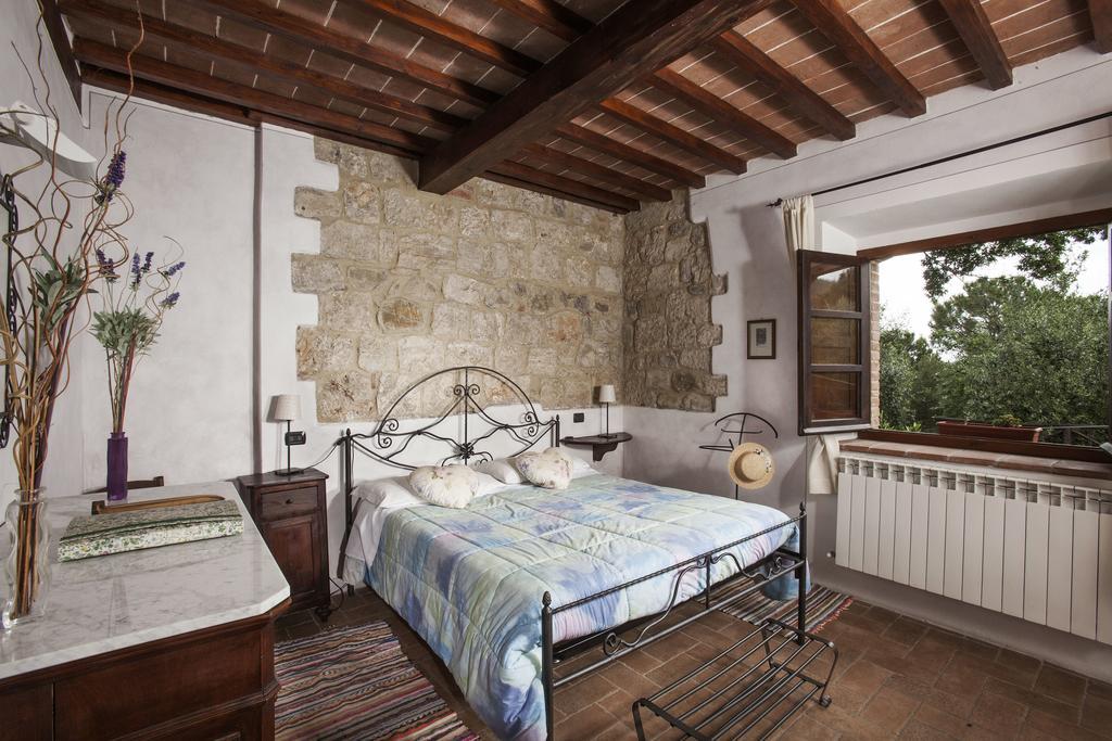 Agriturismo La Provenca Chianciano Terme Habitación foto