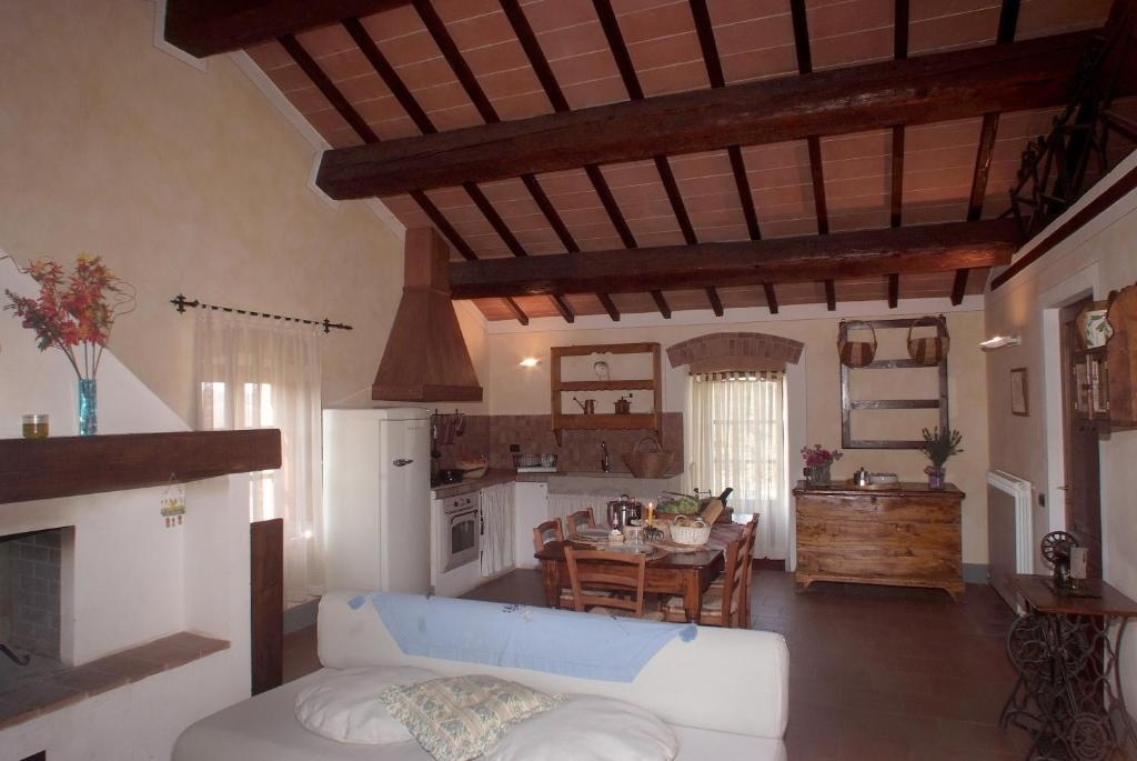 Agriturismo La Provenca Chianciano Terme Habitación foto